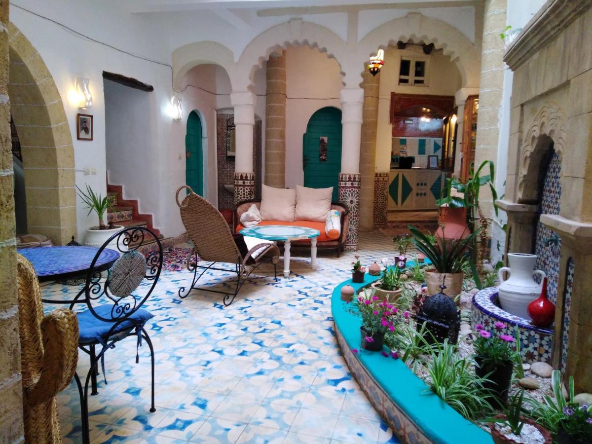 Riad Lalla Zina Essaouira Bagian luar foto